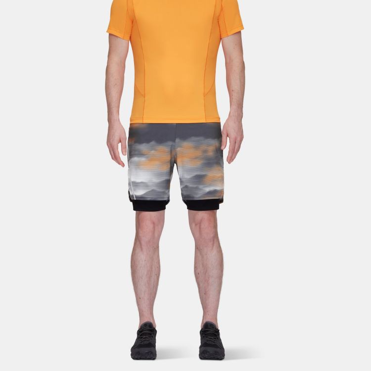Taillierte Laufshorts